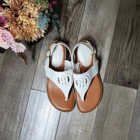 Tommy Hilfiger White Twolaya Faux Leather Slingback Heeled Sandals 7.5M Women's - Picture 10 of 16